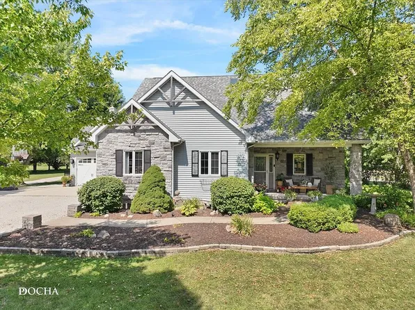 4229 E 2251st Rd, Sheridan, IL 60551