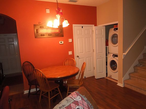 4th image of 1120 Long Oak Way