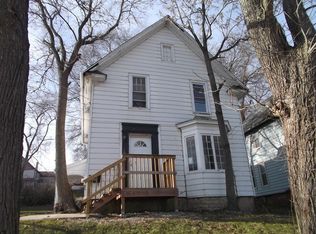 108 Ludeka Pl, Elgin, IL 60123