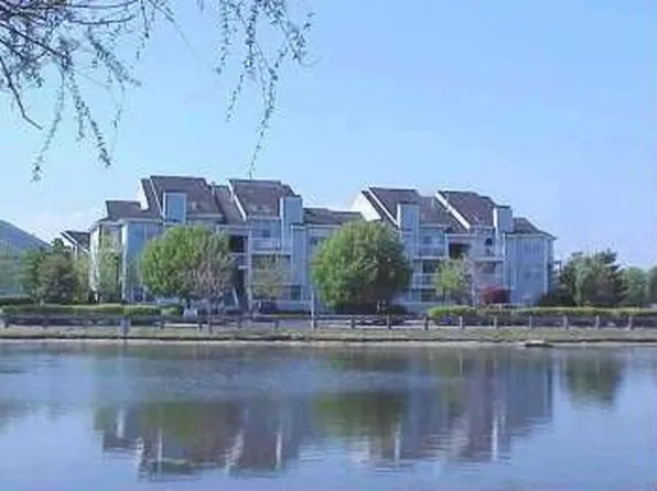 62 Heather Croft, Egg Harbor Township, NJ 08234