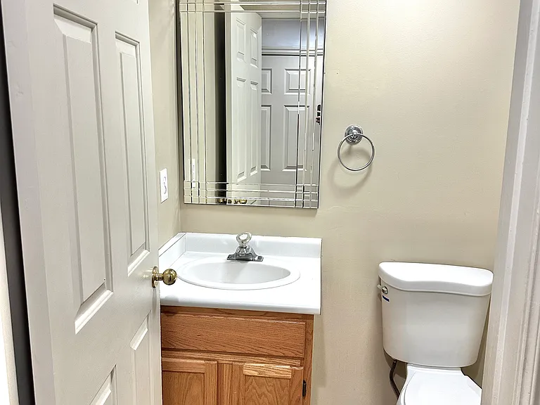 841 E Apple Park Way #BASEMENT — Photo 9