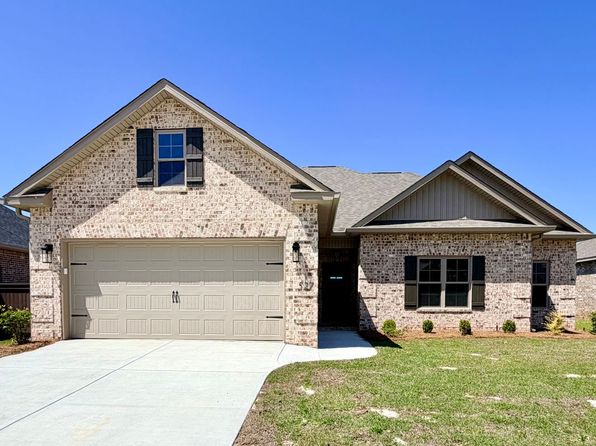 527 Bristleleaf Path