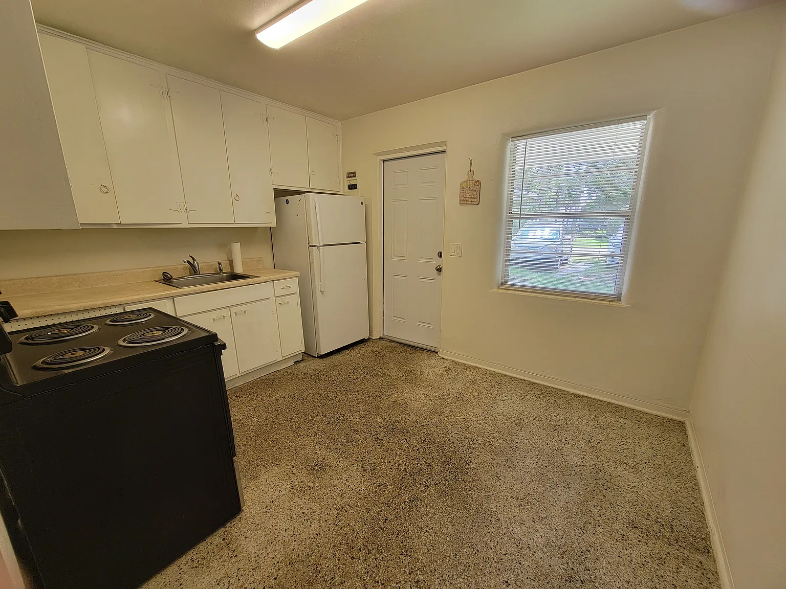1 bed, 600 sqft, $1,250 — Photo 3