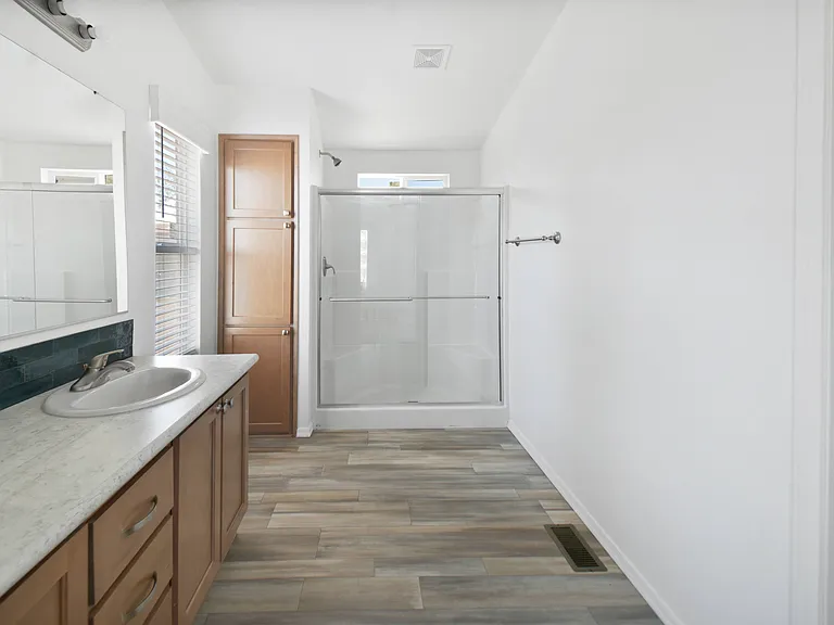 Paradise Groves Manufactured Home Community — Photo 48