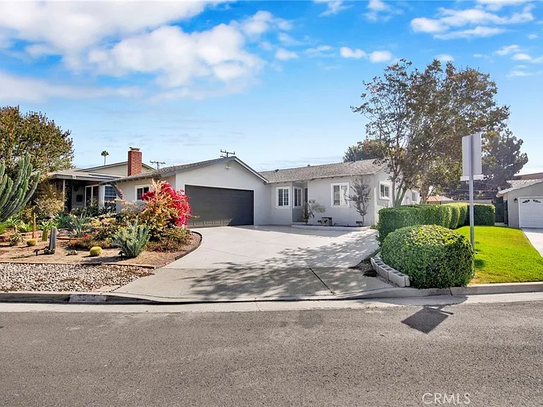 5614 Heleo Ave — Photo 2