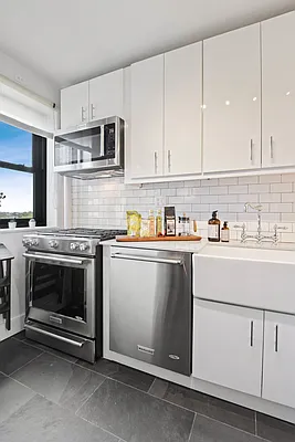 Sold by Corcoran | media 20