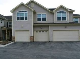 1150 Park Dr UNIT 703, Lake Geneva, WI 53147