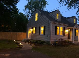 315 Hartwick St, Springfield, MA 01108