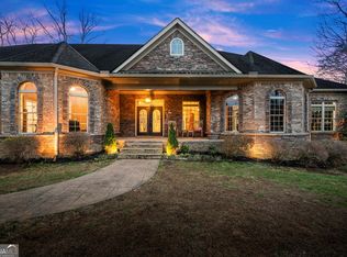 456 E Valley Rd NE, Rydal, GA 30171