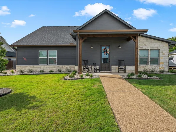 913 Day Star Dr, Hewitt, TX 76643