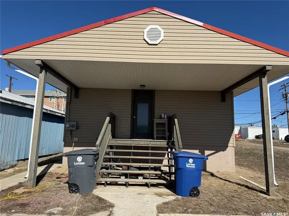 112 1st AVENUE W, Kindersley, SK S0L 1S0