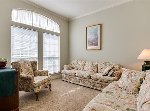 4th image of 1801 Palomino Dr