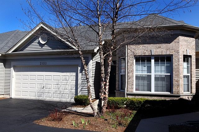 1st image of 2100 Carillon Dr