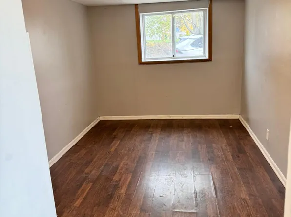 330 S Lake St #2, Aurora, IL 60506