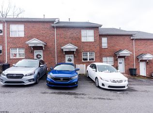 1104 Prestwick Ave, Morgantown, WV 26508