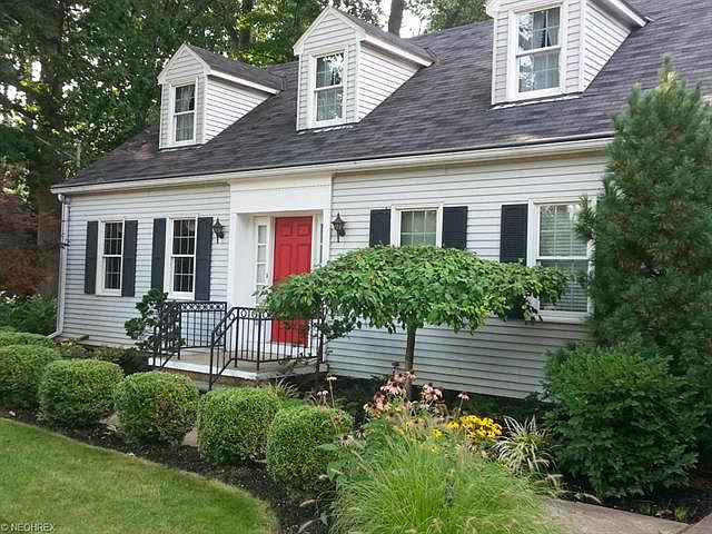 1st image of 5000 Woodview Dr