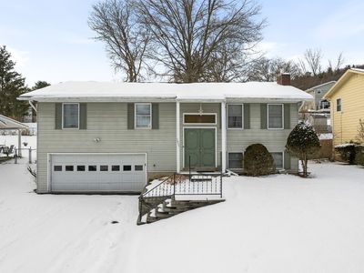 1037 Elmwood Dr, Endwell, NY, 13760