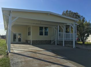 907 Cassia Dr, Barefoot Bay, FL 32976