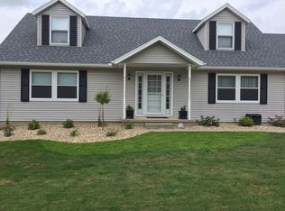 211 5th St SE, Waukon, IA 52172