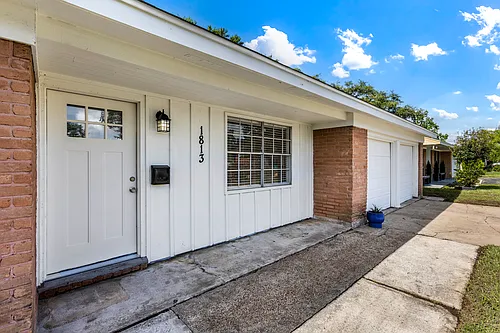 1813 Bimini Way Photo 1
