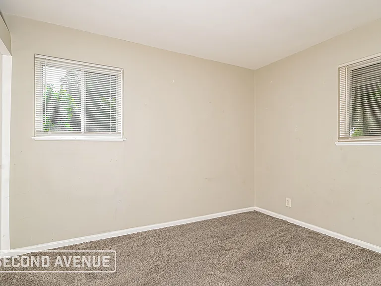 232 McAlpine Dr — Photo 8