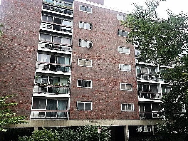 Building Photo - 12 Inman St #52