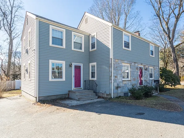 22 Hartford St, Natick, MA 01760
