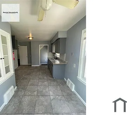 7651 Lamphere — Photo 3