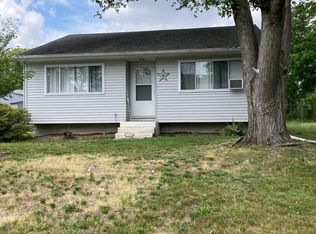 223 Oak Ave, Blackwood, NJ 08012