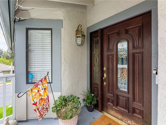 3rd image of 2583 Sandpebble Ln