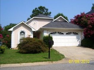 150 Cambridge Dr, Athens, GA 30606