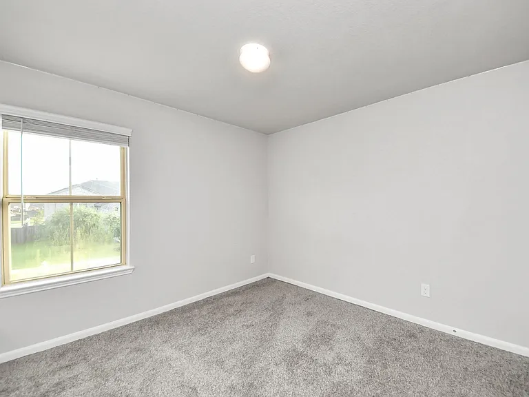 18319 Pin Oak Lake Dr — Photo 17