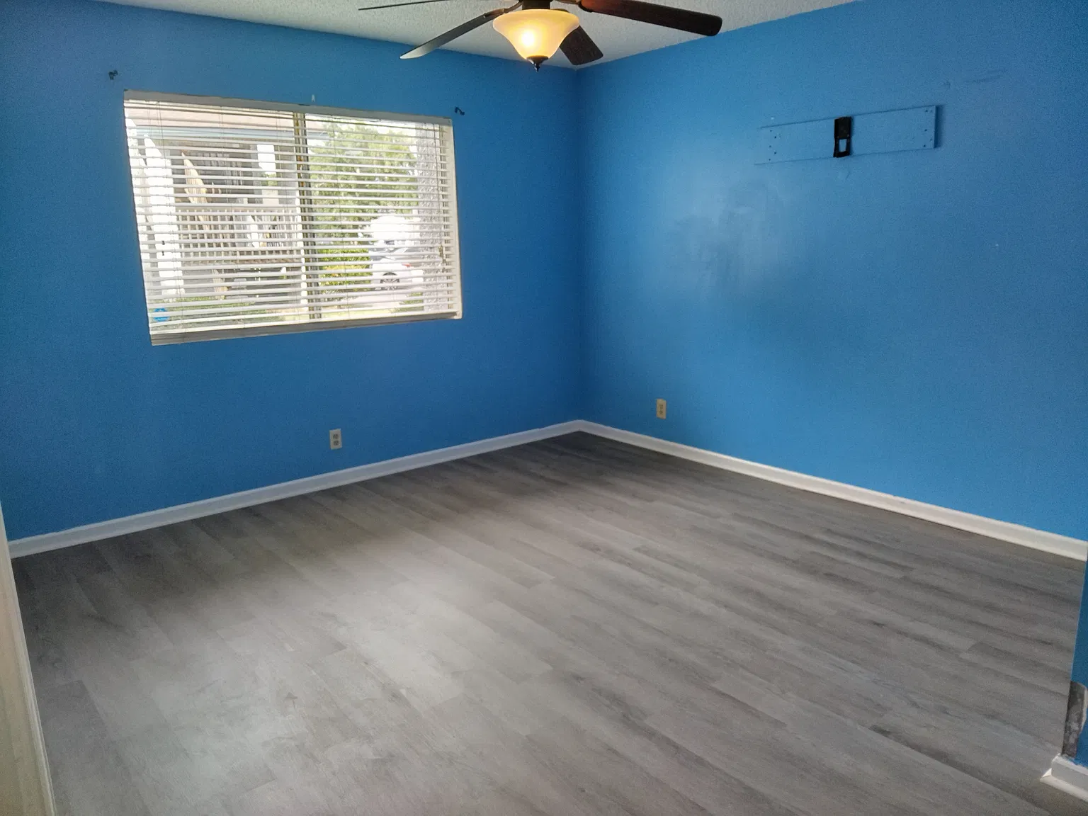 910 Brett Drive Unit 81 — Photo 2