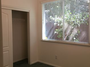702 W Lisbon Ln, Clovis, CA