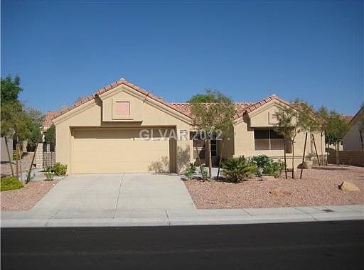 1st image of 2601 Tumble Brook Dr