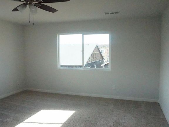 4th image of 2327 Tidewind Dr