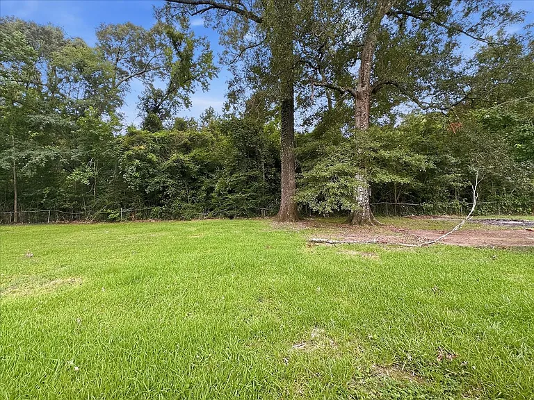 5744 Guice Dr — Photo 16