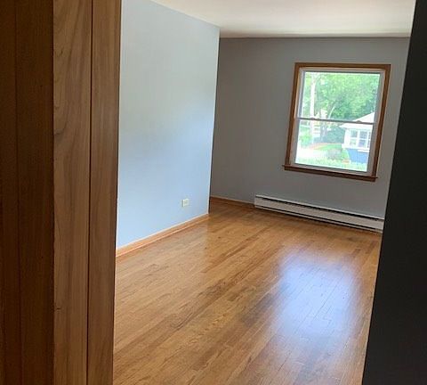 3rd image of 1359 Ridge Rd APT 4