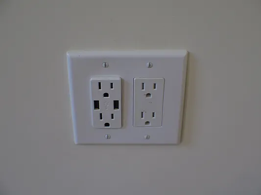 Rented by Glasser Realty LLC | media 28