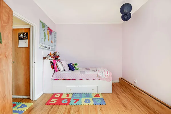 Rented by Compass | media 6