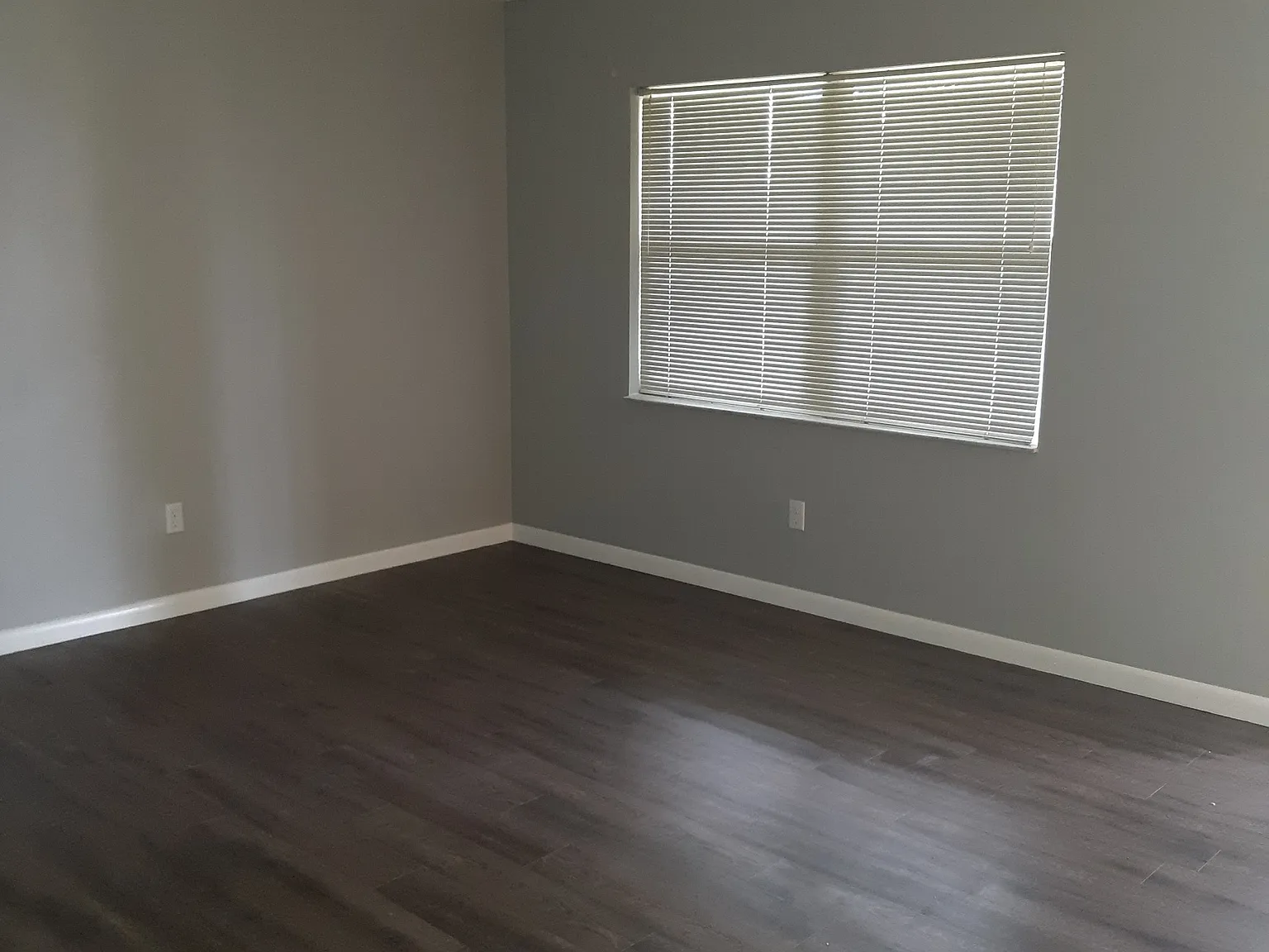 109 Stadium Rd — Photo 3
