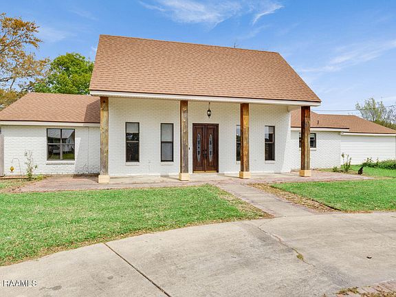 2nd image of 402 Sellers Rd