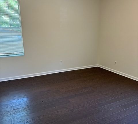 2nd image of 277 McIntosh Ave