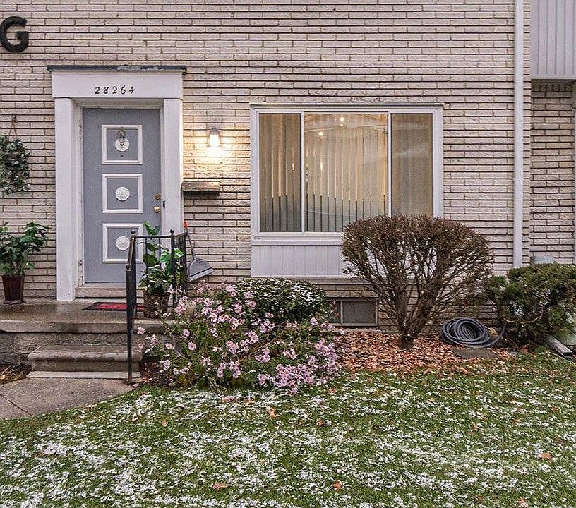 1st image of 28264 Universal Dr #82