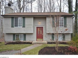 13810 Sutters Mill Rd, Midlothian, VA 23112