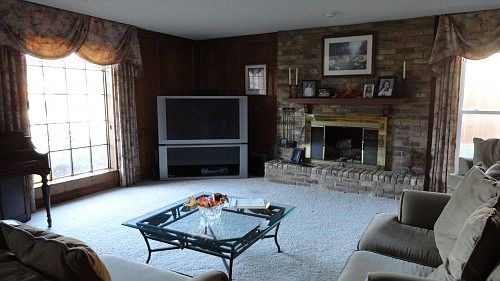 2nd image of 2824 Landershire Ln