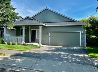 2230 Freedom Dr, Hood River, OR 97031
