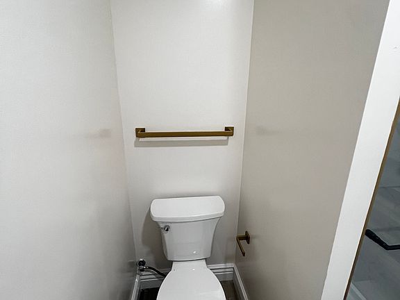 5th image of 1111 14th St NW #708
