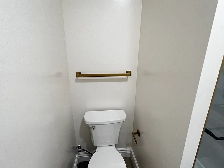 1111 14th St NW #908 — Photo 5