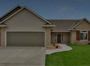 1362 Lookout Cir, Derby, KS 67037